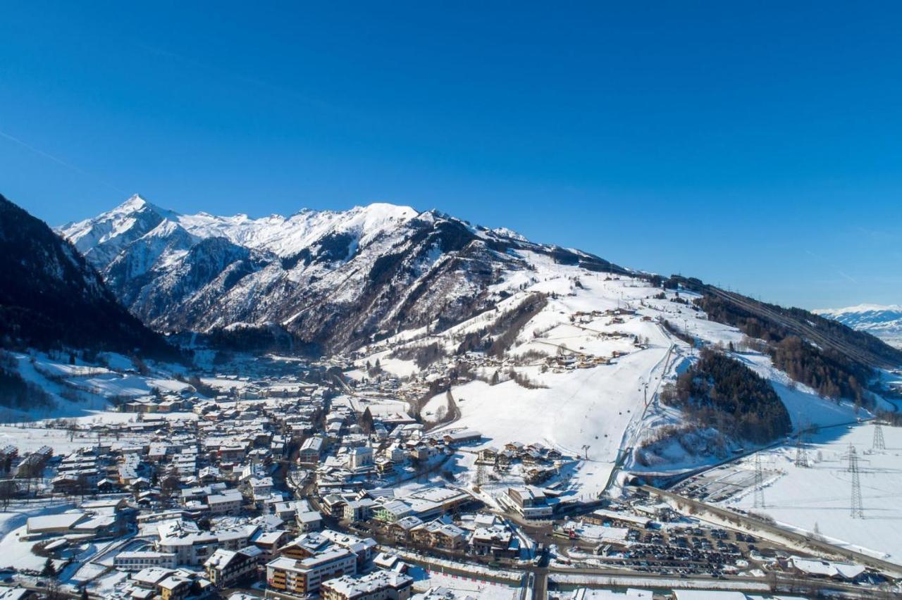 Alpinresort Kaprun 4 Buitenkant foto